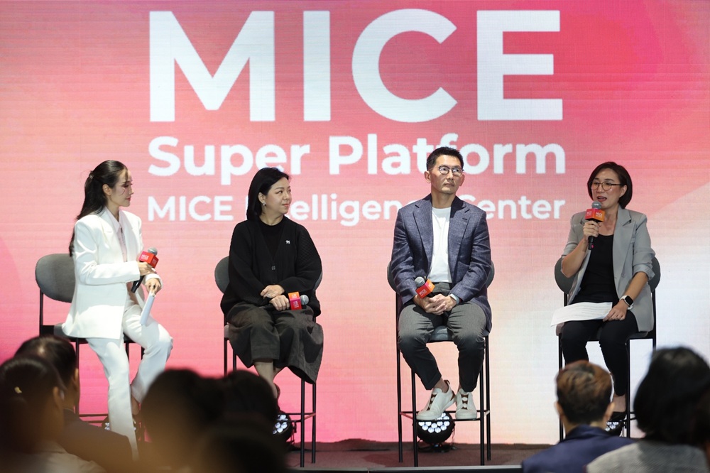 ทีเส็บ เปิดตัว “MICE Super Platform”
เชื่อมเครือข่ายข้อมูลให้ผู้ประกอบการไมซ์ พร้อมแข่งขันบนเวทีโลก
